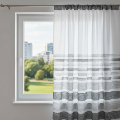 Batiszt_shantung_szurke_ablakon_original