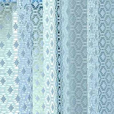 Kisrombusz_ablakon_original