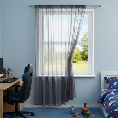 Bence_szurke_ablakon_original