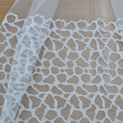 Verona_feher_mintasal_original